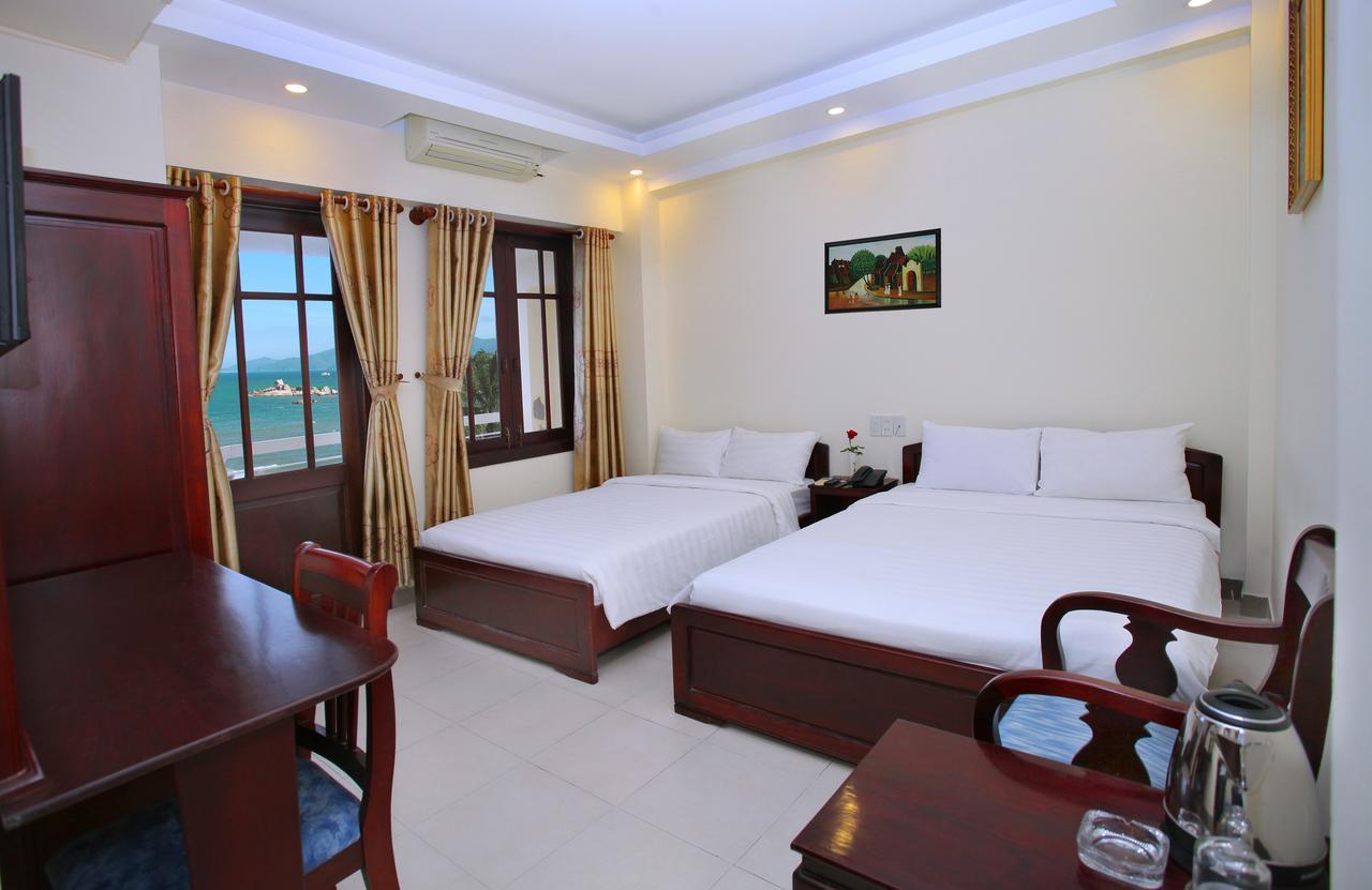 Anh Hang - Moonlight Hotel На Транг Екстериор снимка