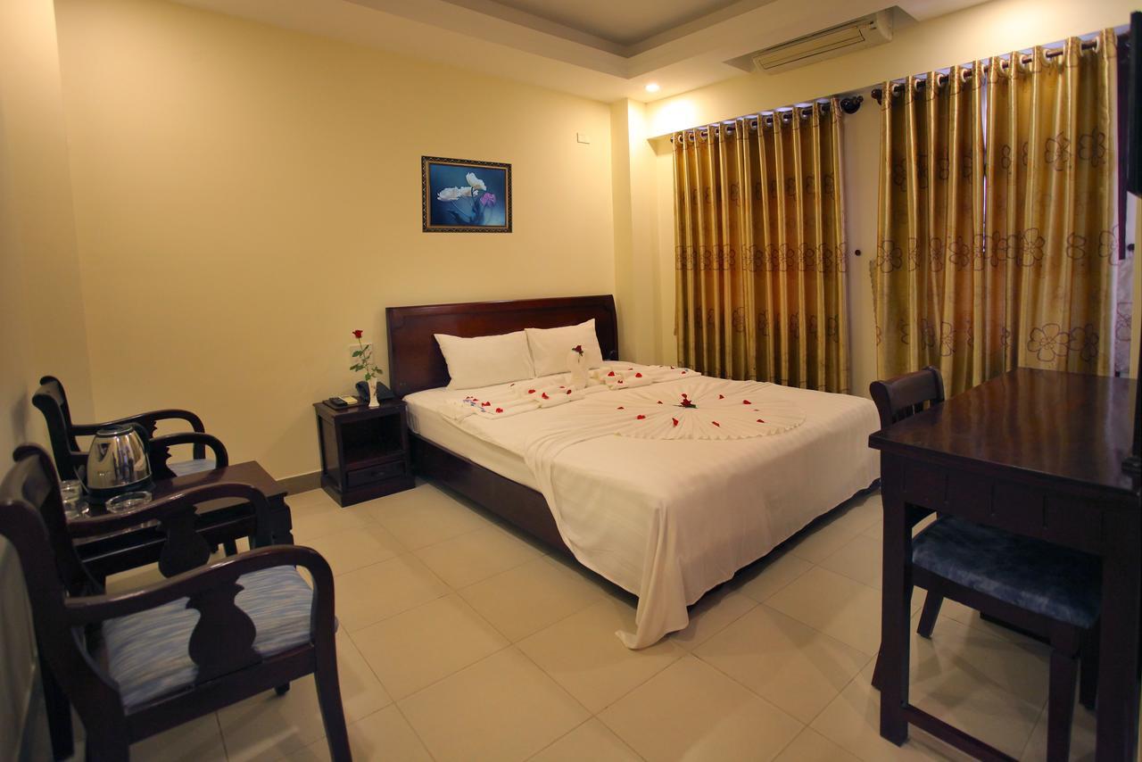 Anh Hang - Moonlight Hotel На Транг Екстериор снимка